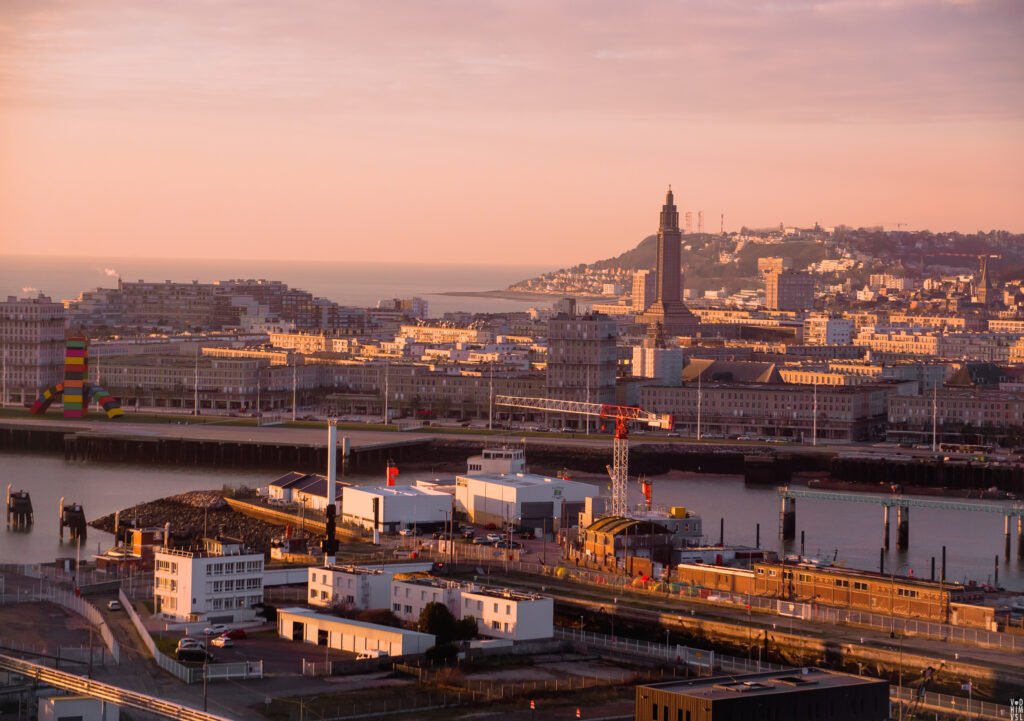Photographie urbex et roofing au Havre par Vertiges Havrais (Vad Him)
